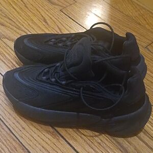 adidas Ozelia  Big Kids  Black Low-Top Casual Sneakers